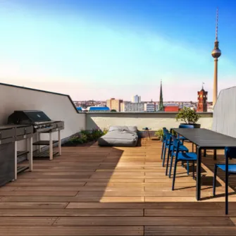 OCQ outdoor kitchen on an urban rooftop terrace